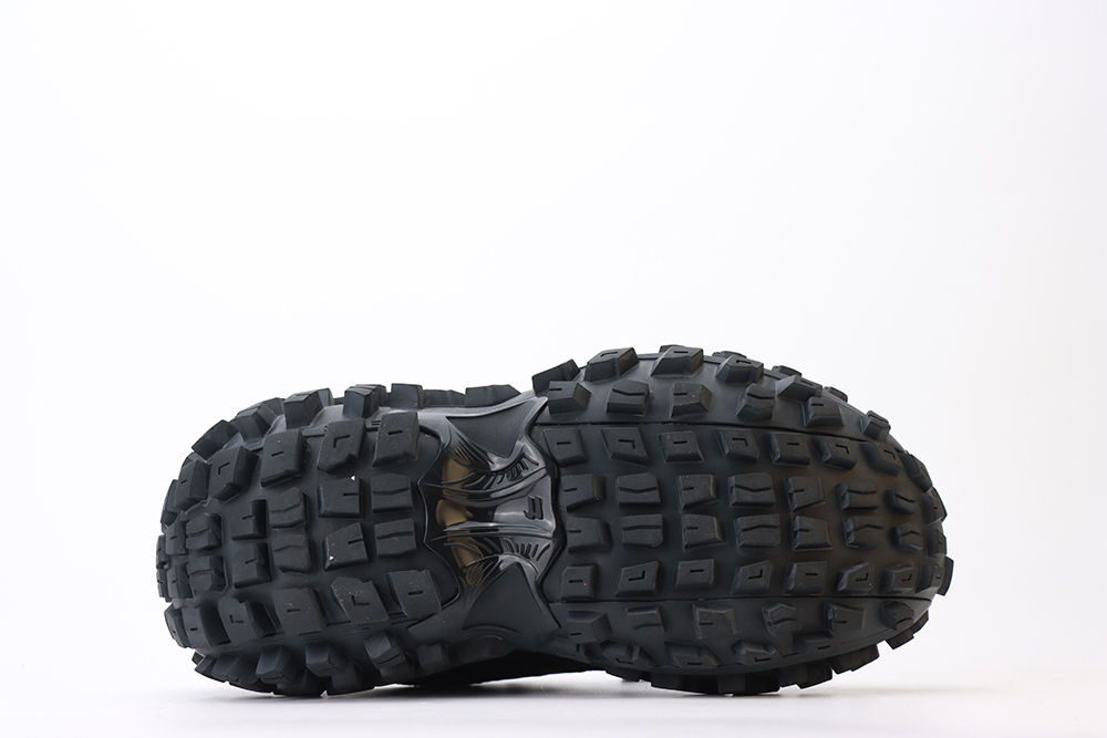 DEFENDER BLACK