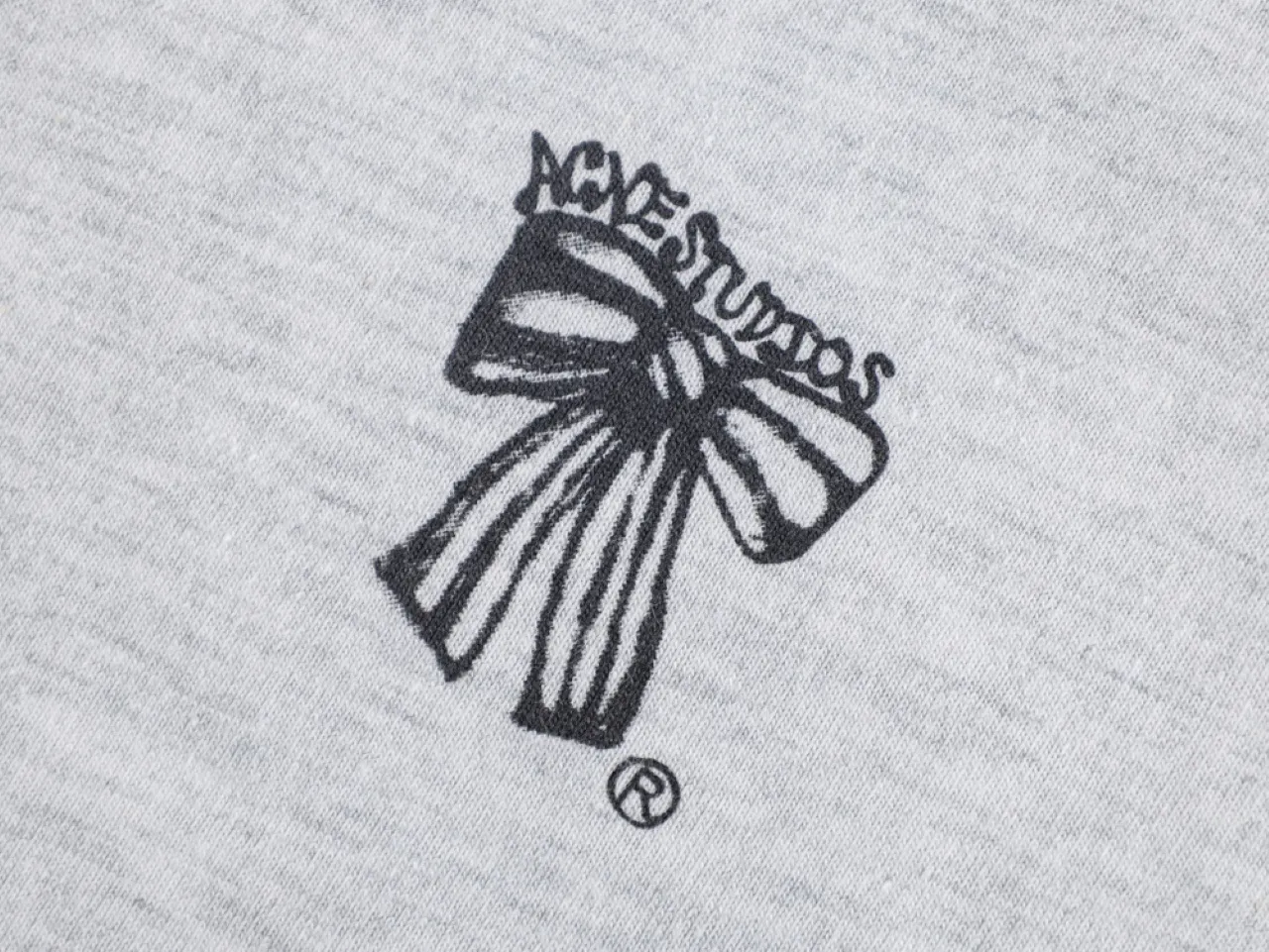 Ribbon Logo