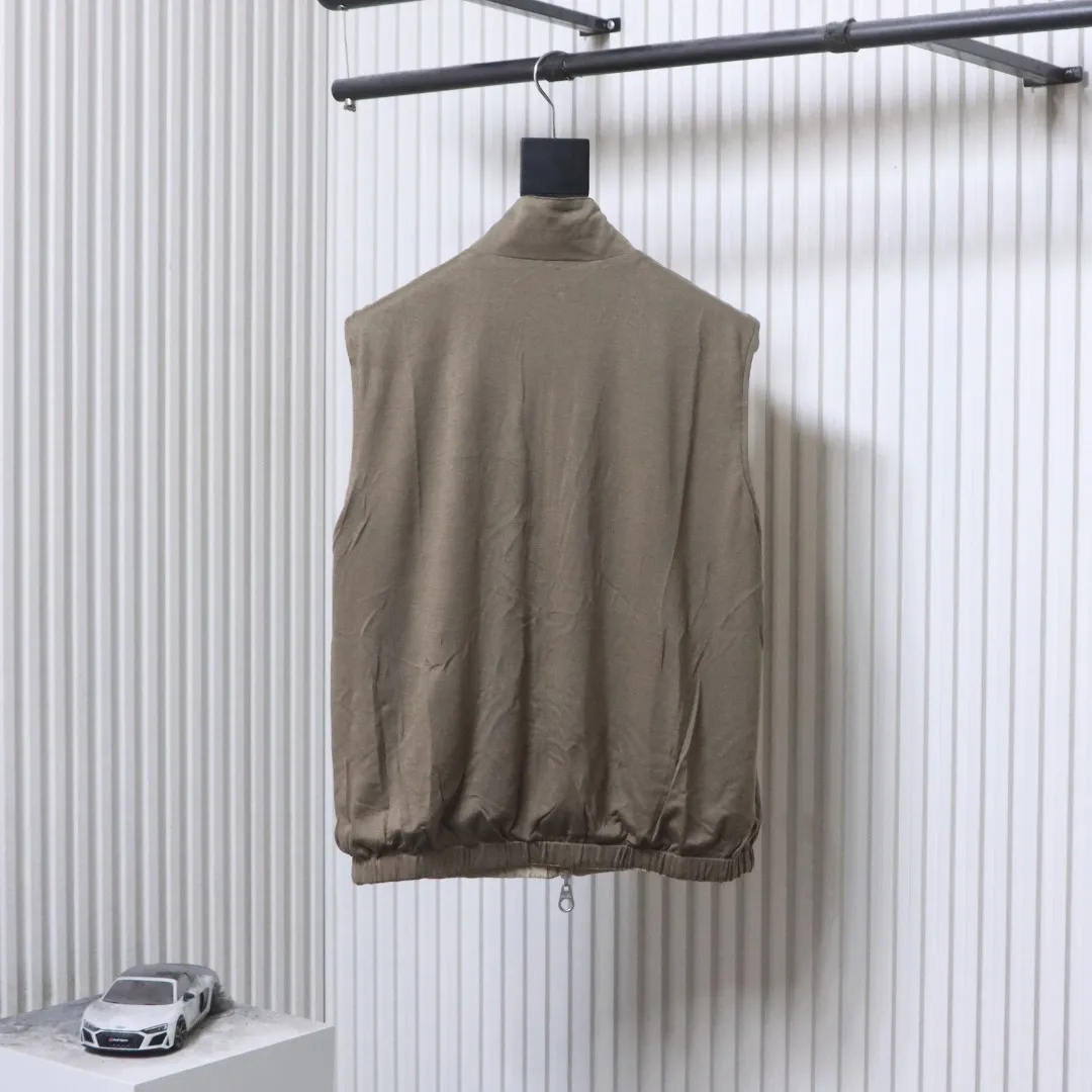 Reversible LP Reversible Wool Nylon Zipper Vest