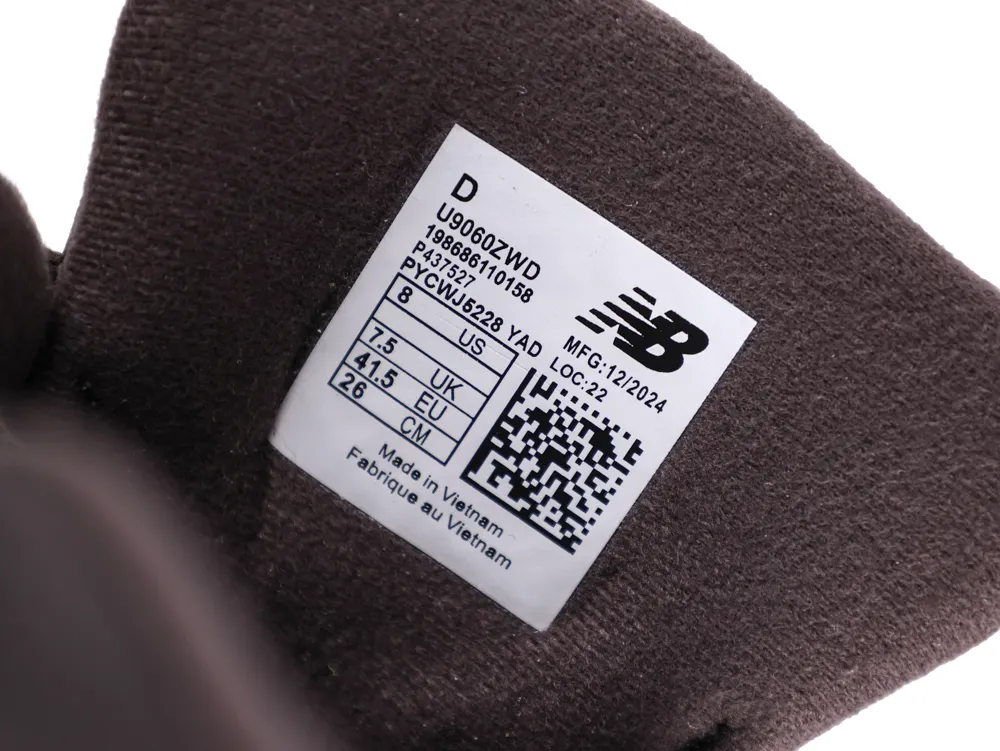 New Balance 9060 Chocolate Size Label