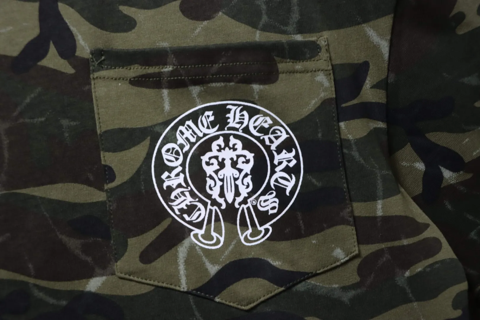Pocket with Logo