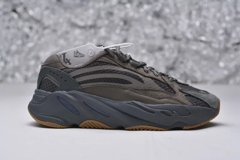 Yeezy Boost 700 V2 Geode Replica