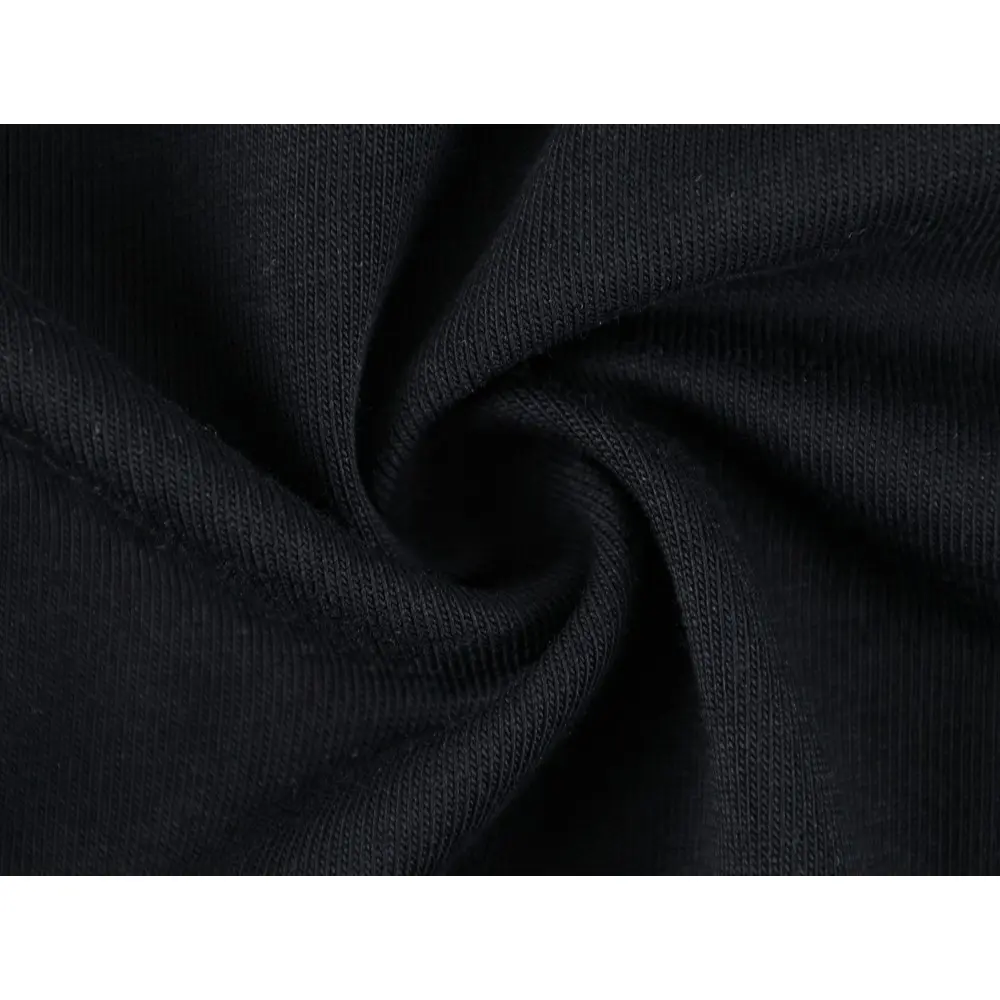 Precision-cut with wrinkle-resistant soft fabric.