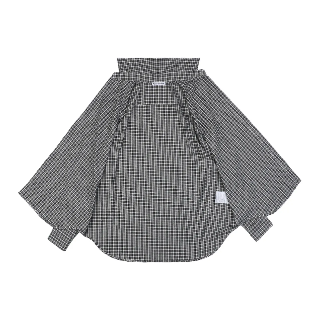 Open sleeve shirt details
