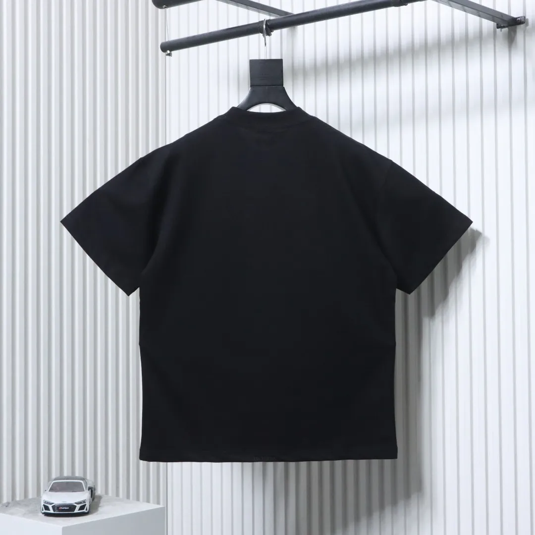 Well Done Liquid Logo Print T-Shirt