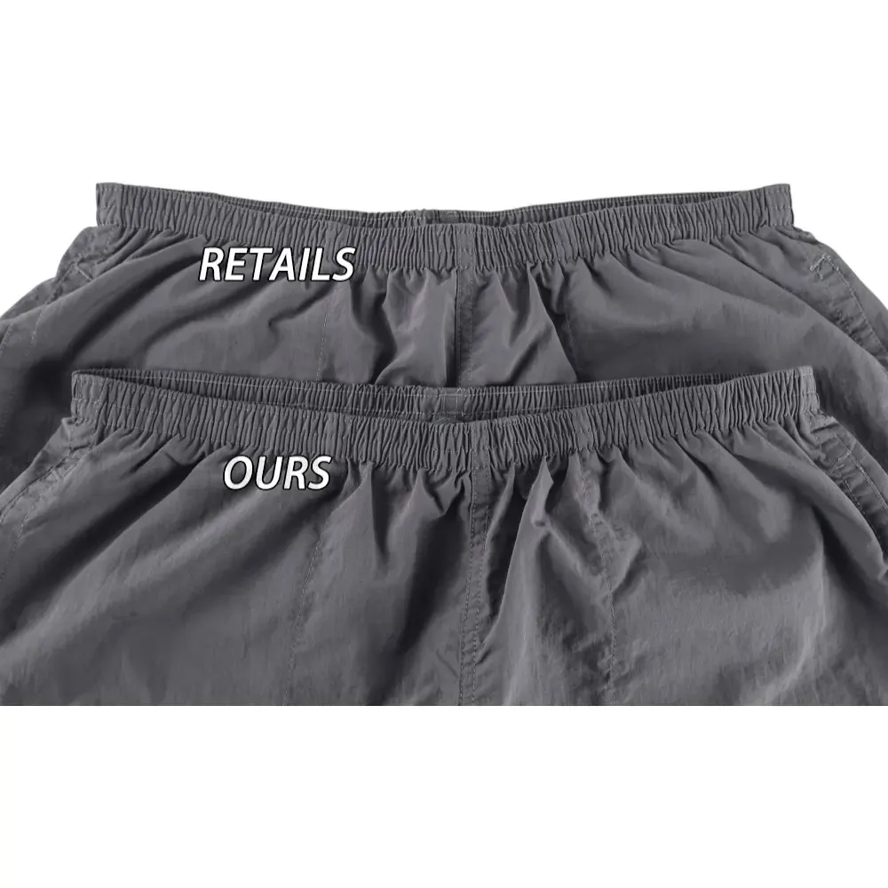 Elastic waistband detail image of the pants