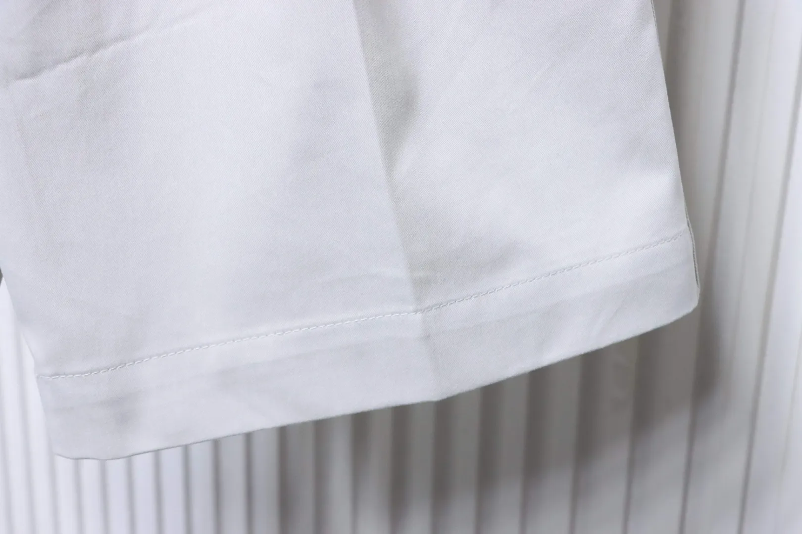 Bottom Hem Detail