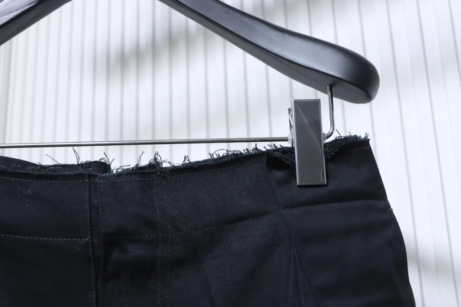 Half View Waistline