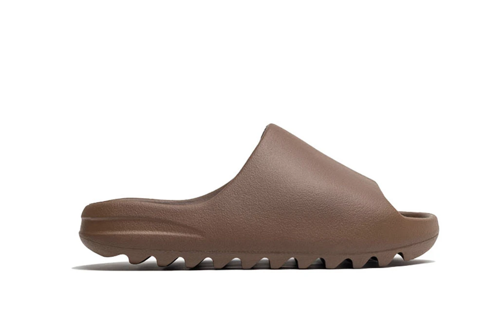 Yeezy Slide “Flax” GX6141 MATTE