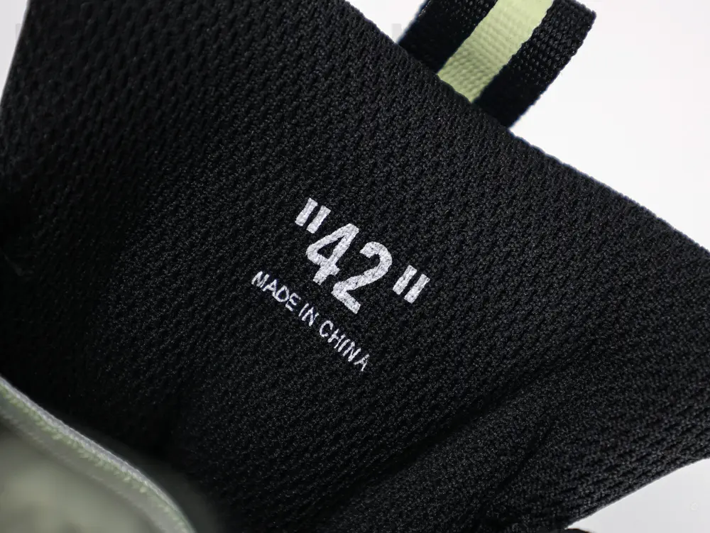 the shoe size word on the back slide of tongue