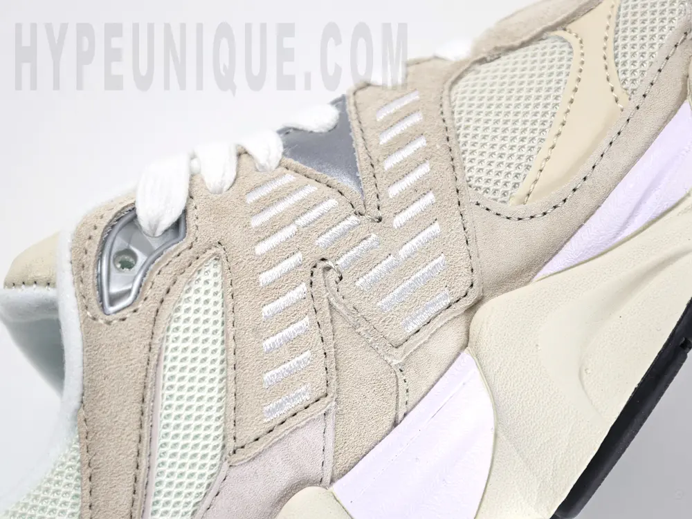 the beige label