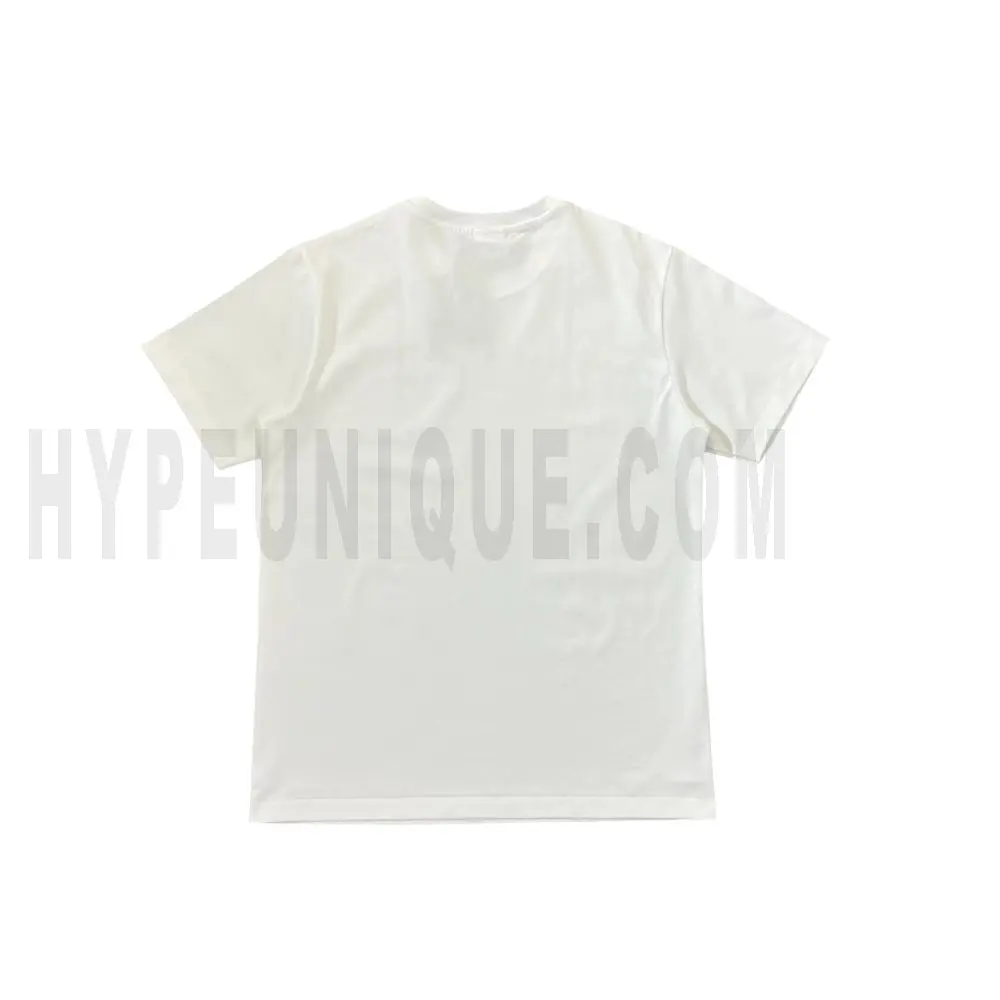 The back of the white clothes