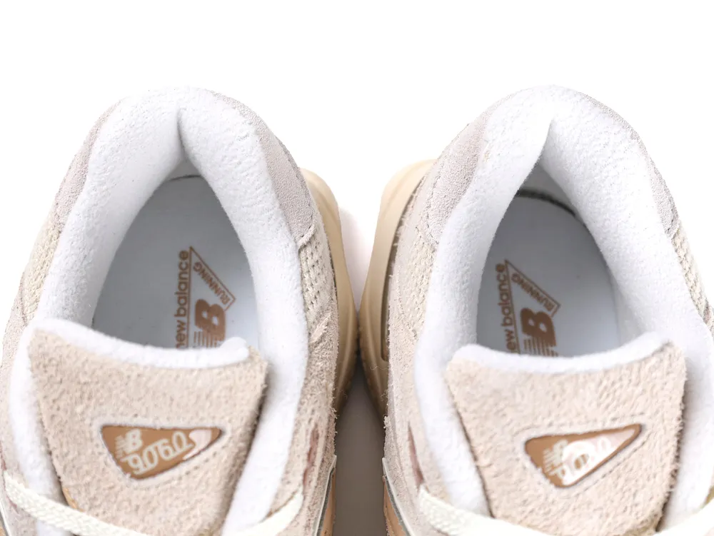 New Balance 9060 Bisque Sea Salt tongue logo detail