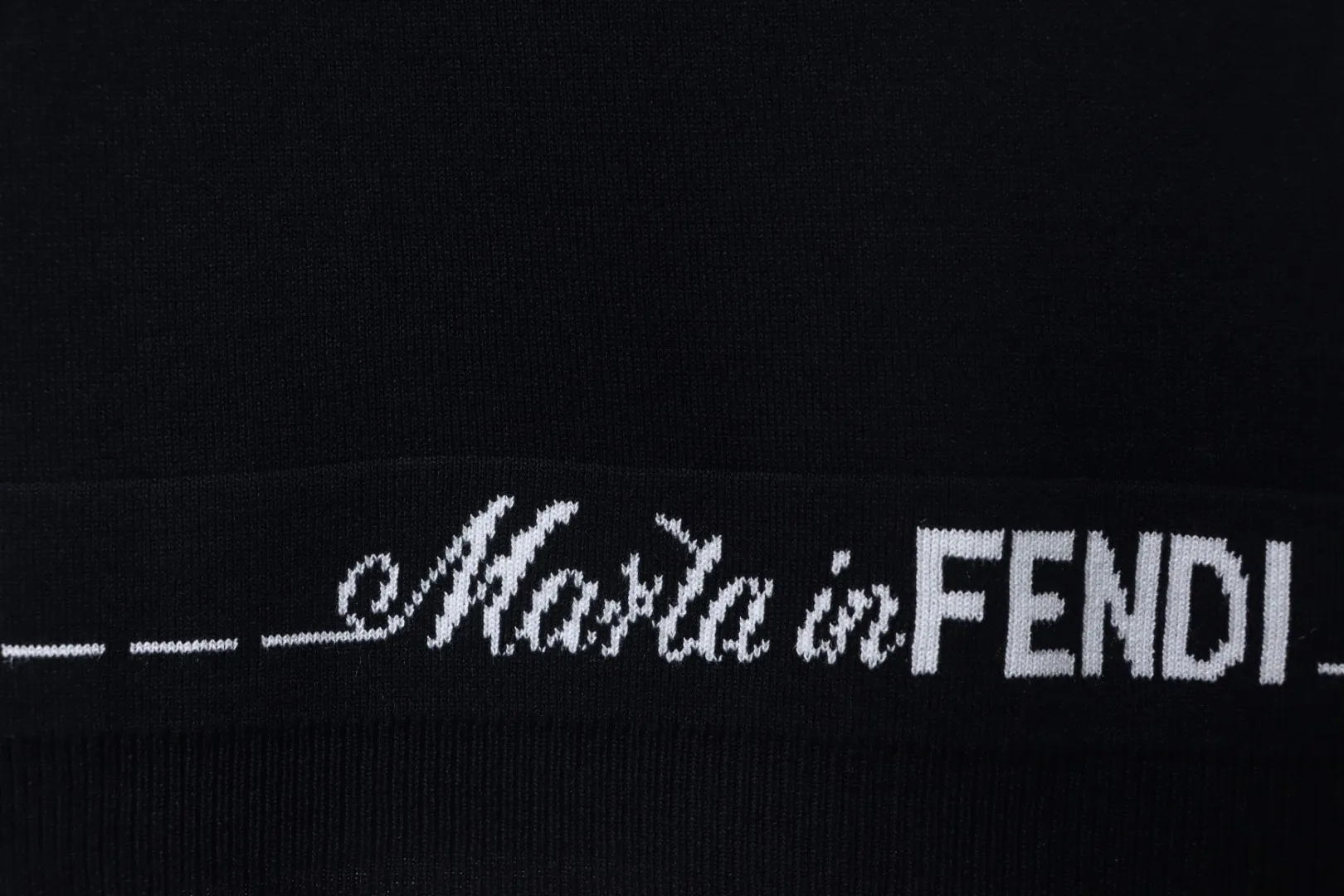 Logo Detail