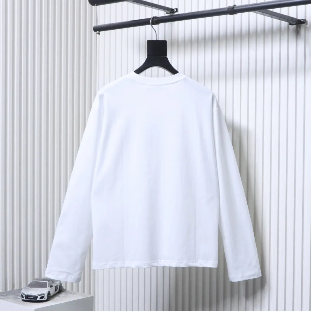 Back Acne Circle Letter Long-Sleeve Shirt