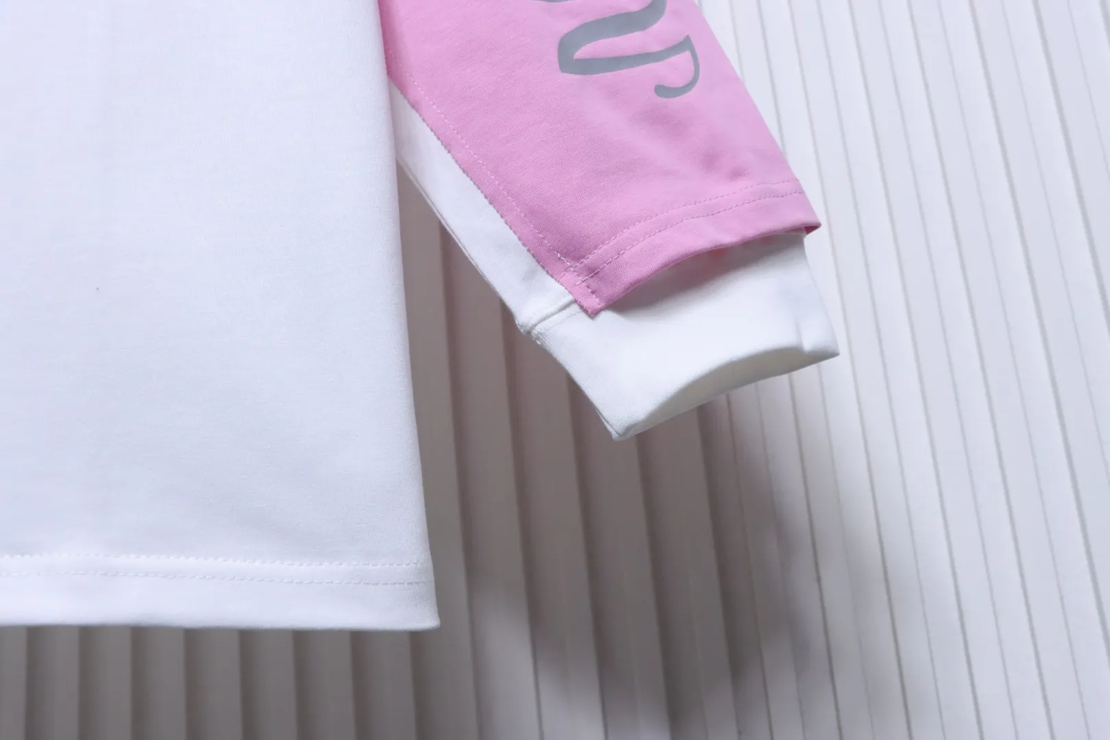 Long Sleeve Detail