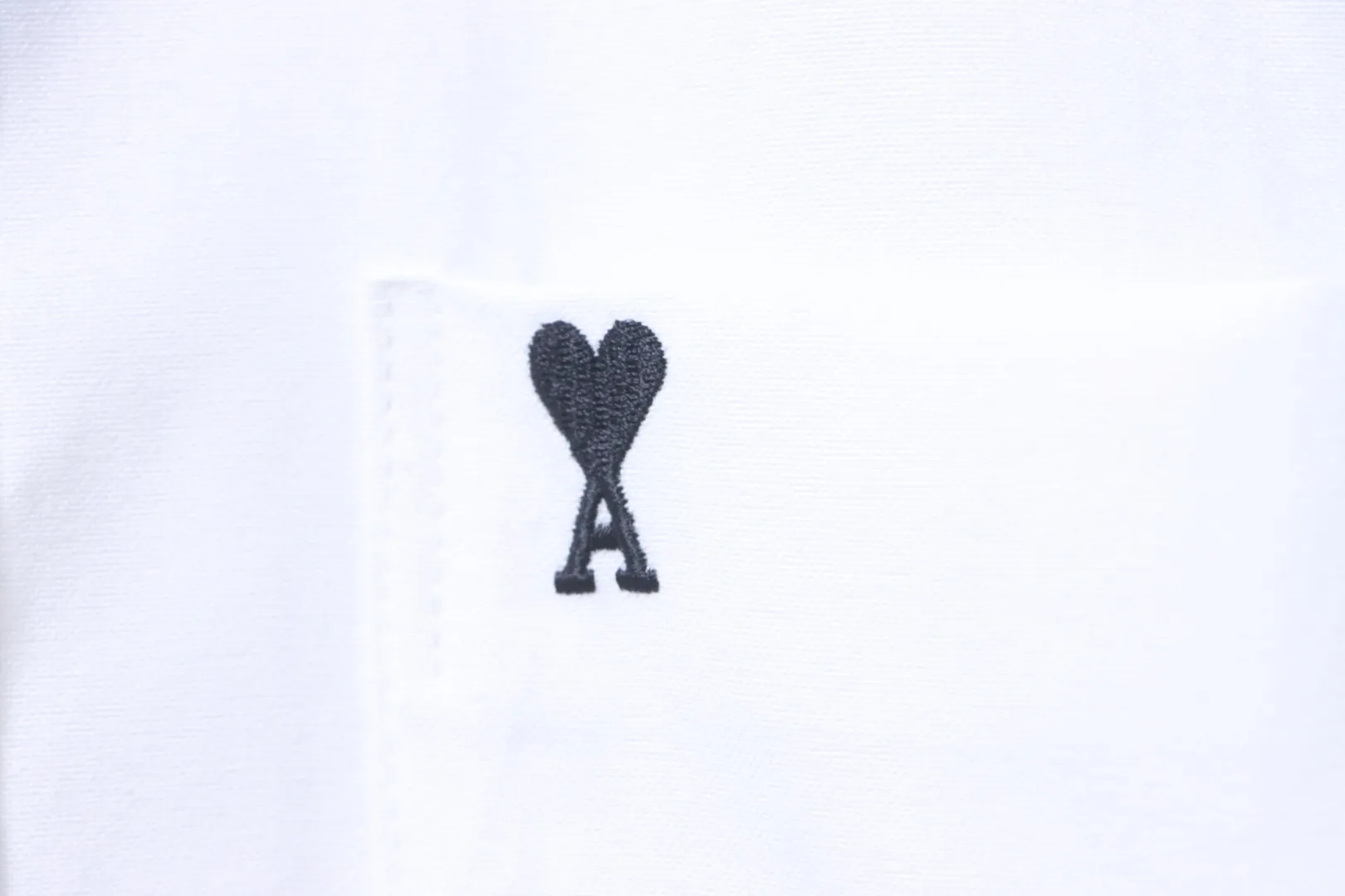 Logo Detail