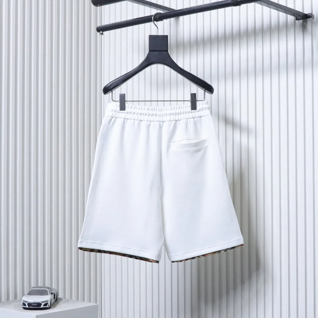 Back of BBR Check Trim Equestrian Embroidery Cotton Shorts Color White