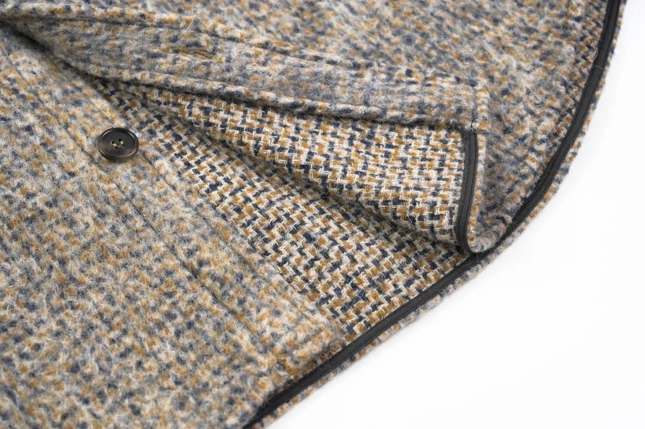 Bottom Hem Details