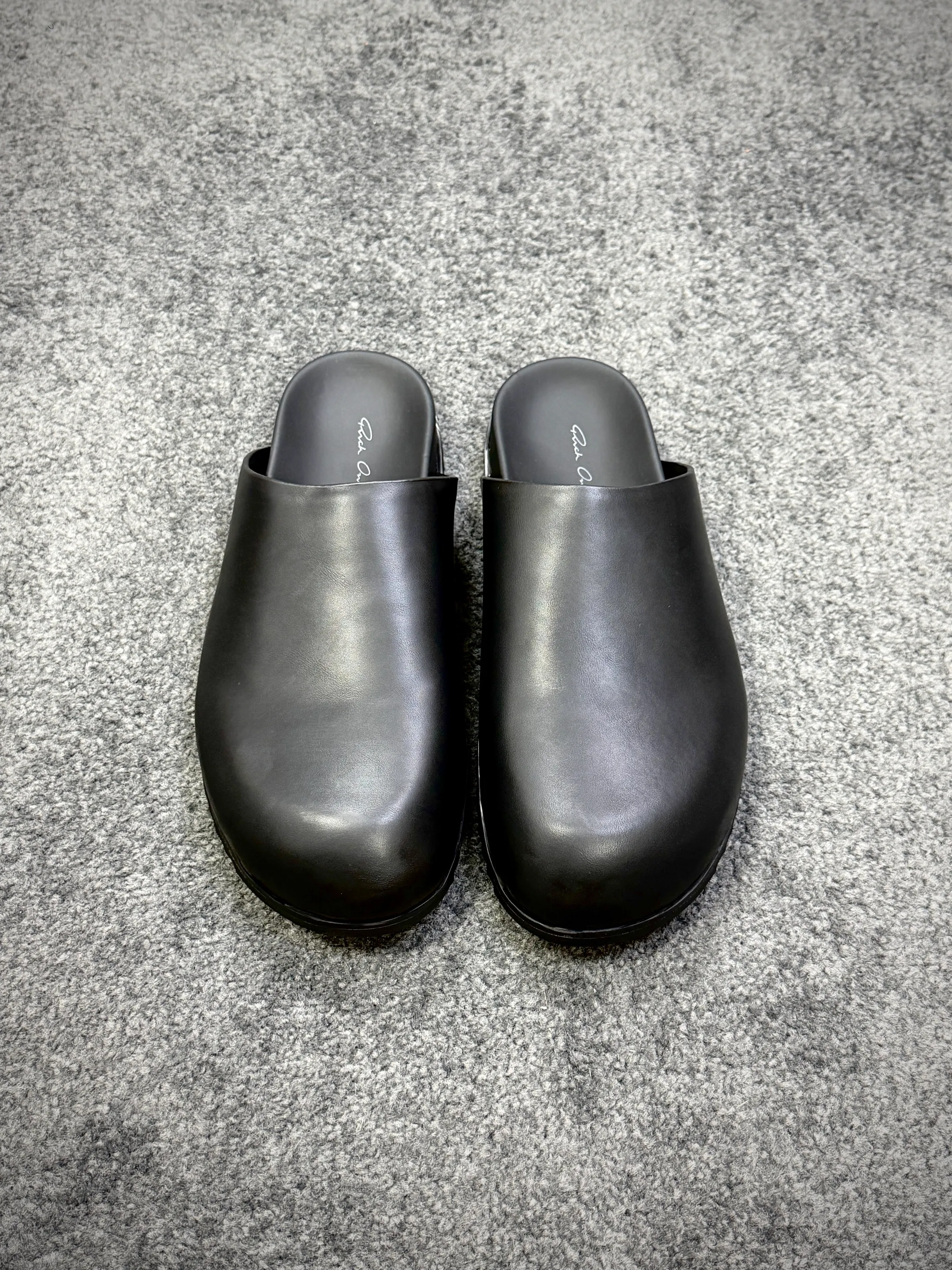 R 0wens Black Leather Granola Mules