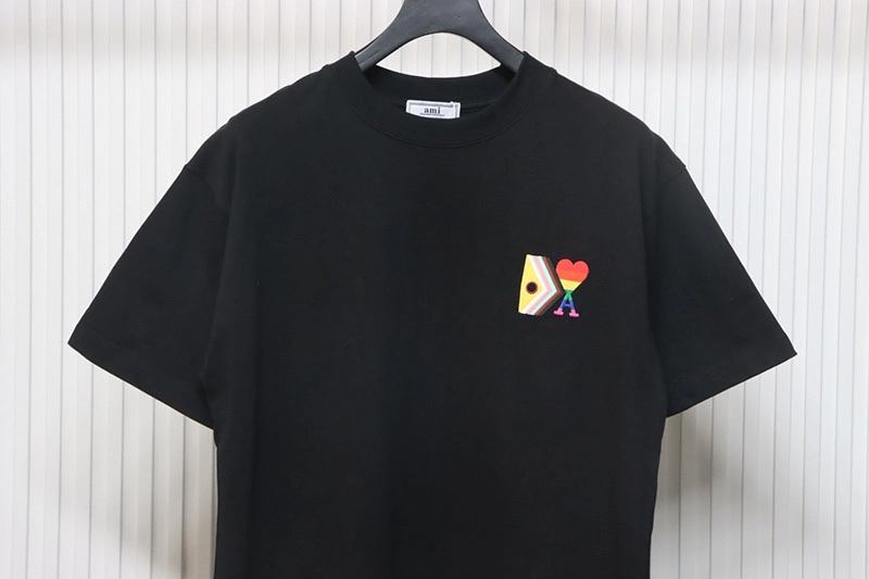 AMI Rainbow Series Embroidered T-Shirt