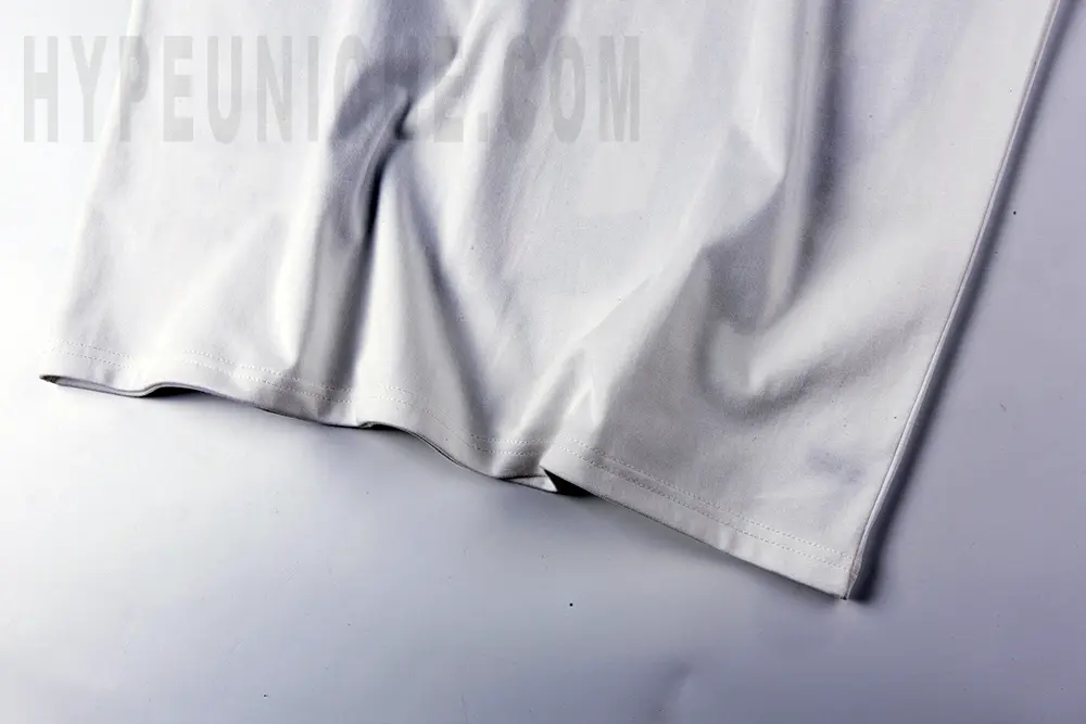 Clothes hem display