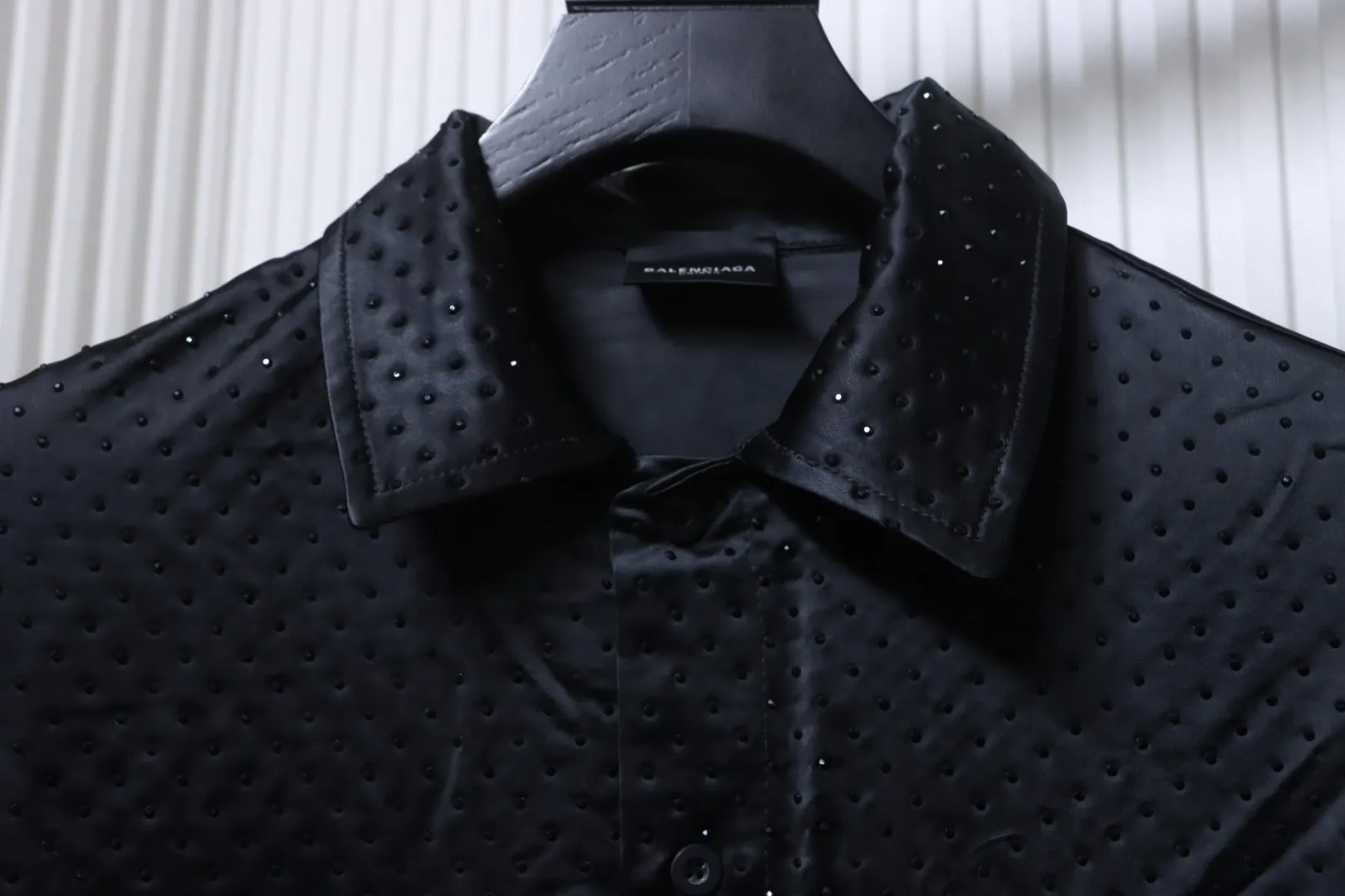 Collar Detail