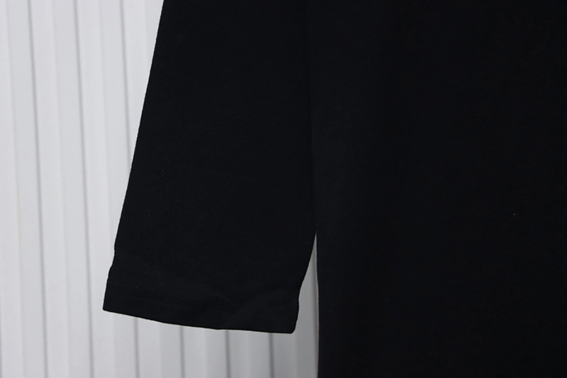 Embroidered Small Label T-Shirt
