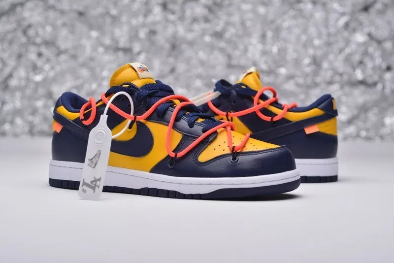 OFF-WHITE LOW “UNIVERSITY GOLD” DUNK