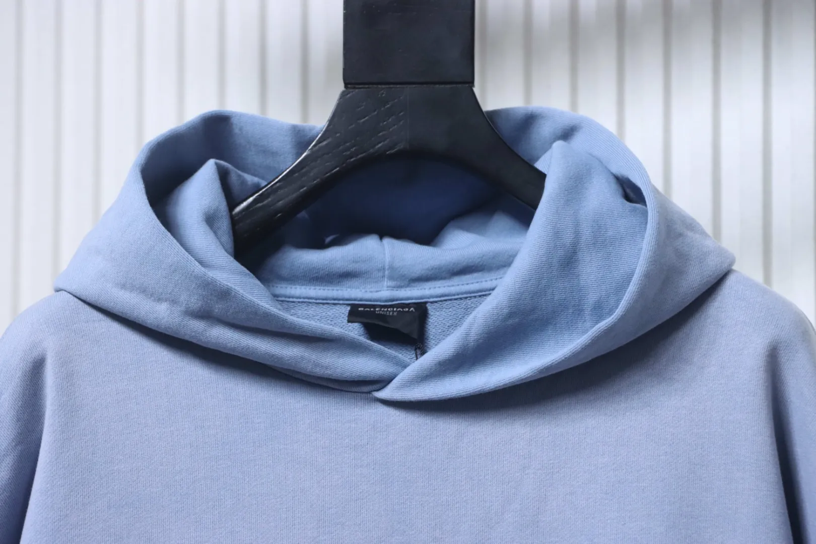 Collar Detail
