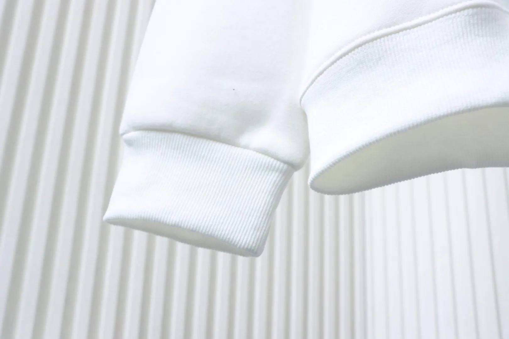 Long Sleeve Detail