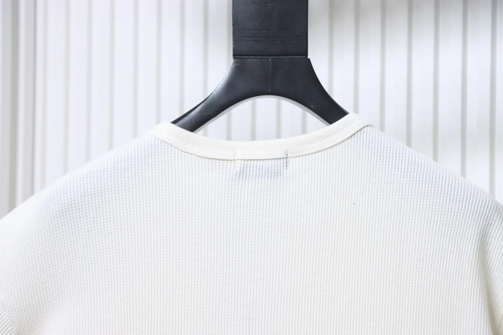 Back Neckline Details