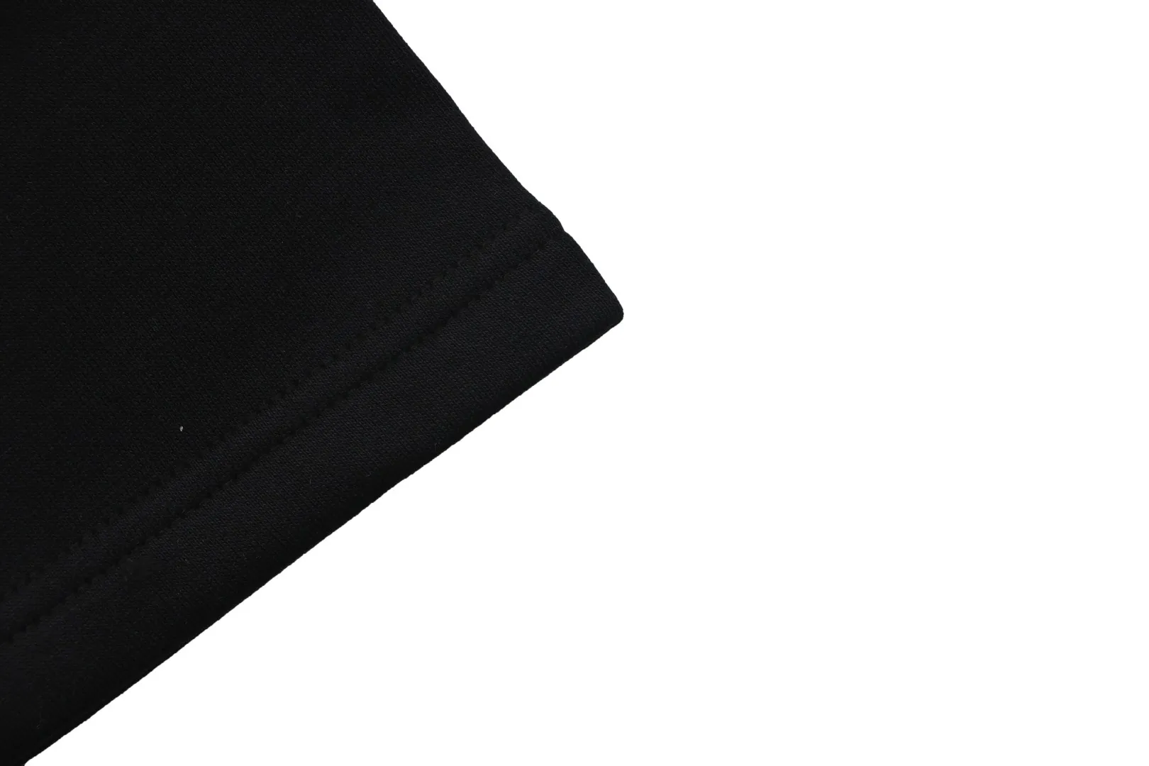 Bottom Hem Detail