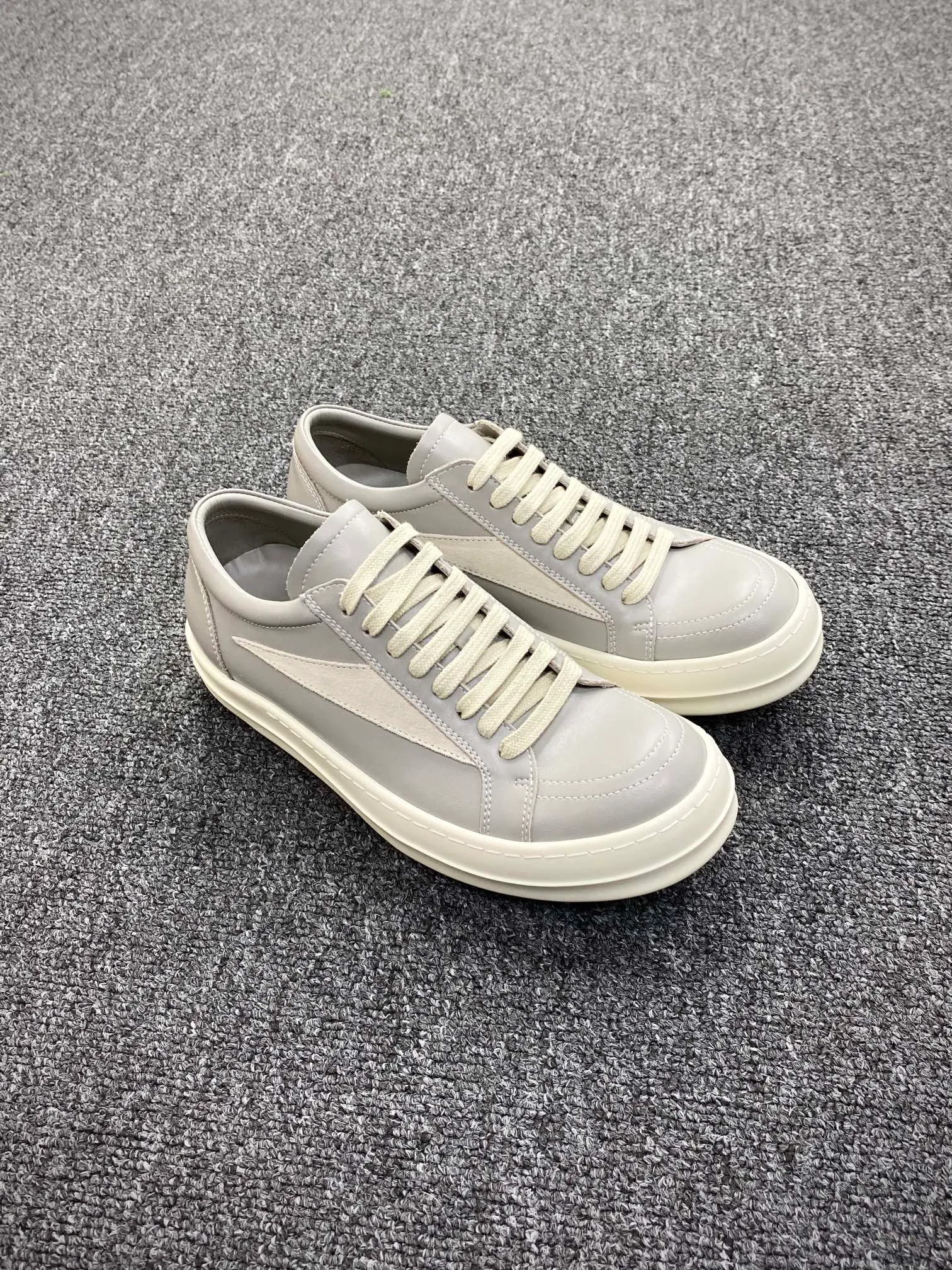 R 0wens DRKSHDW Hollywood “Dust/Milk” Vintage Low Sneakers