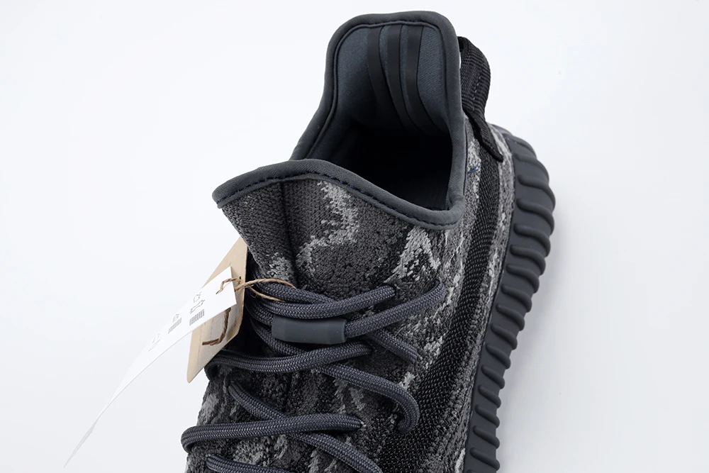 Yeezy Boost 350 V2 “Dark Salt” Reps