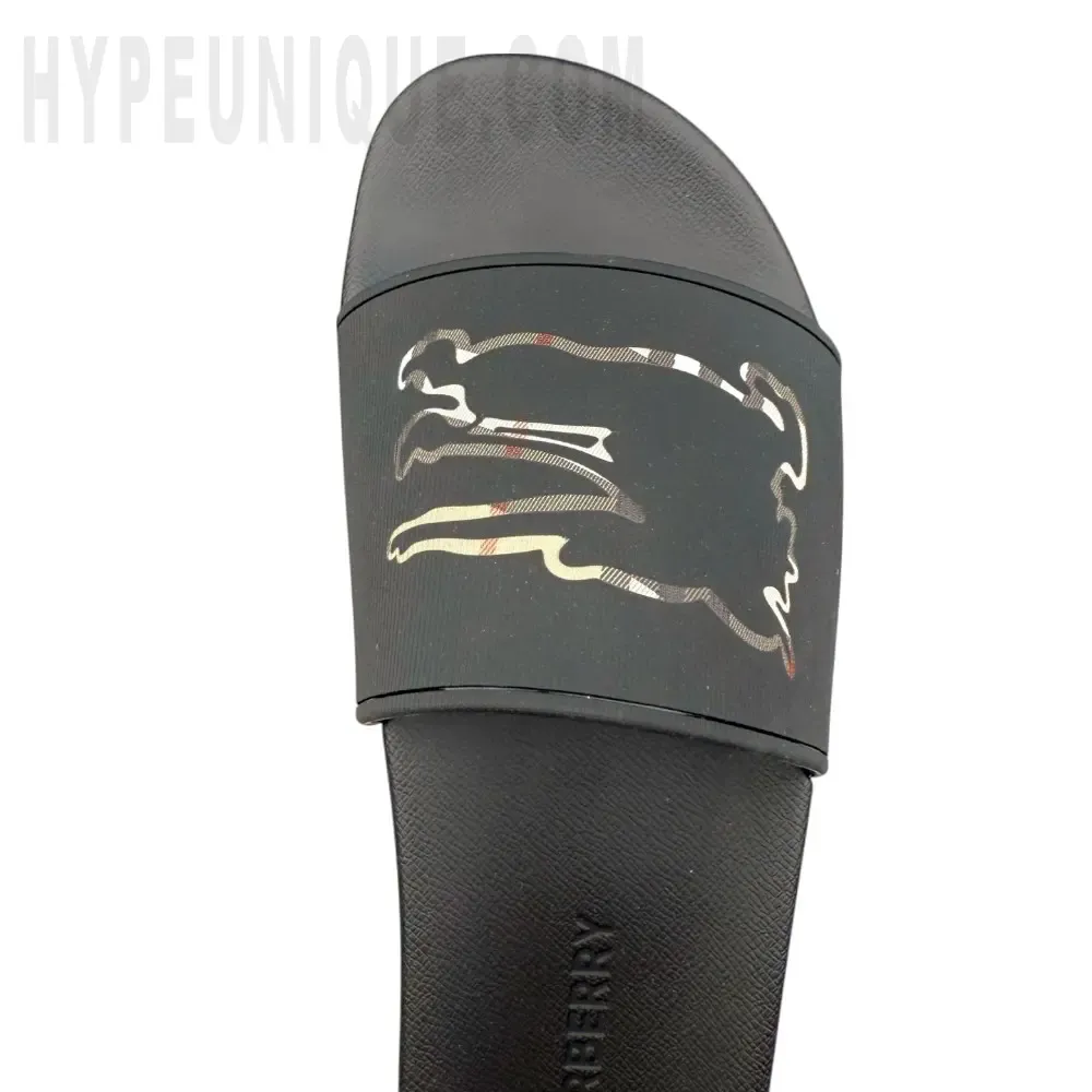 the right foot pair