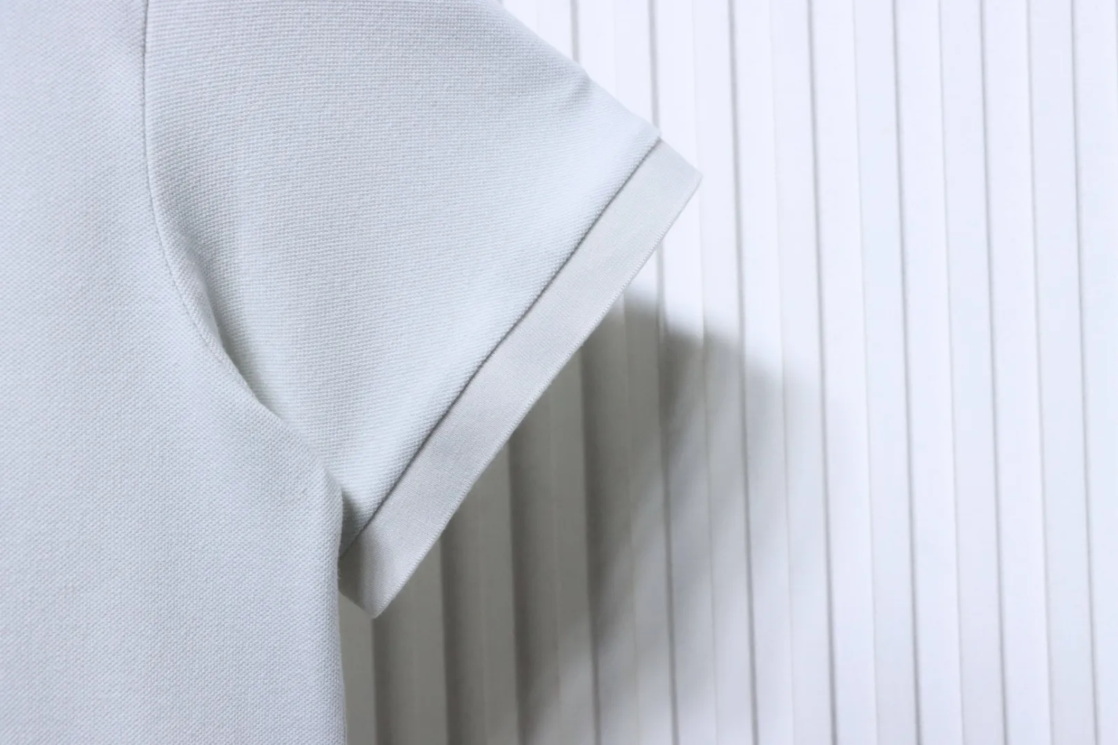 Short Sleeve Detail