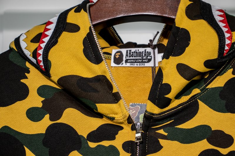 A BATHING APE BAPE SHARK 1ST CAMO HOODIE - YELLOW