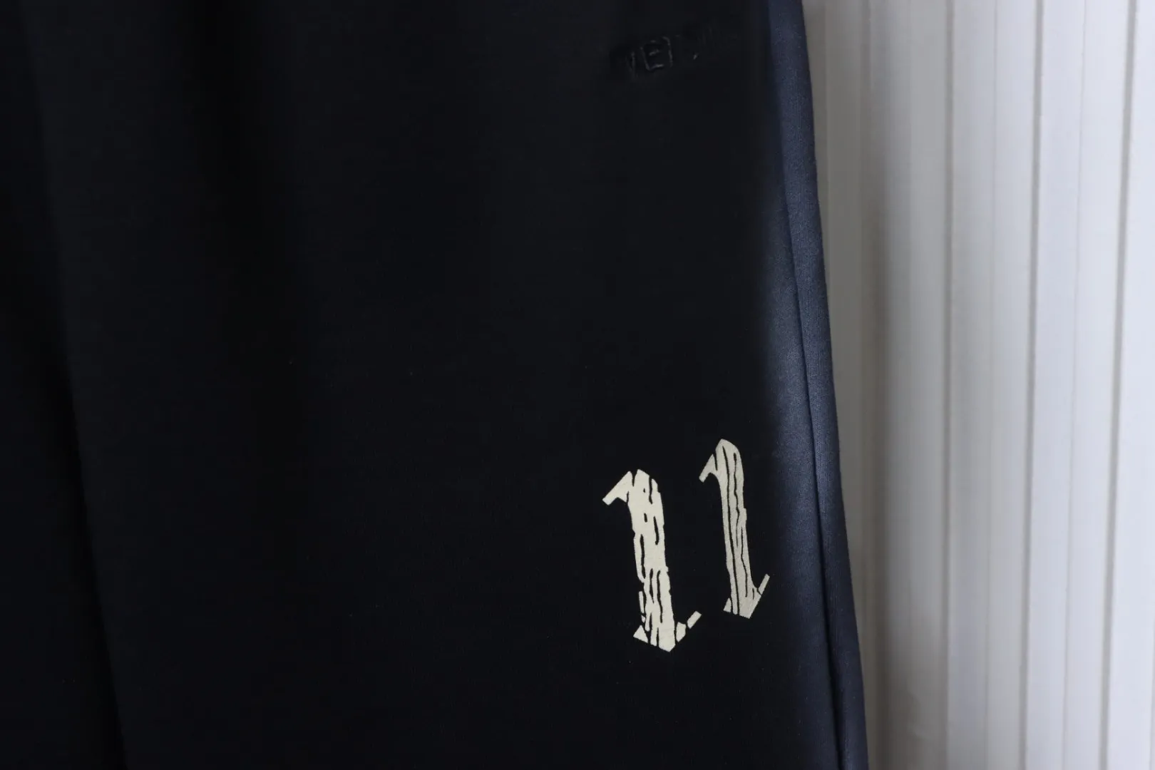 Logo Detail