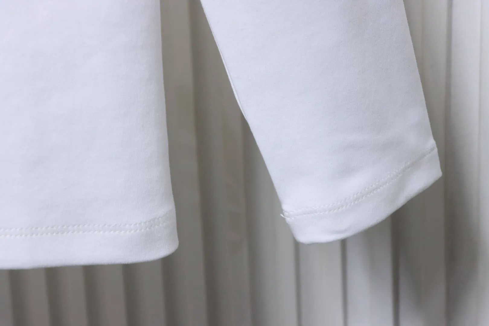 Long Sleeve Detail
