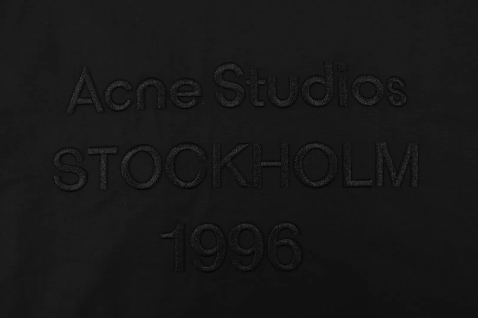 Brand Logo Detail