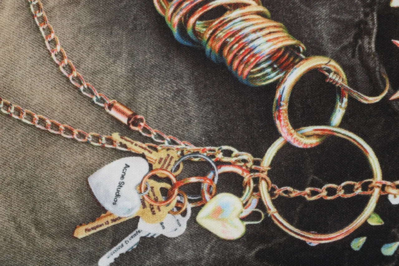 Keychain design of jeans