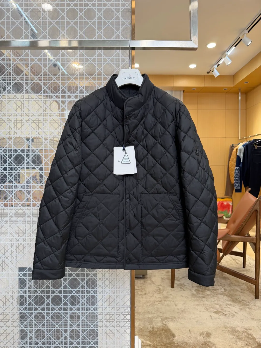 Mcler Oise Diamond Quilted Short Down Jacket