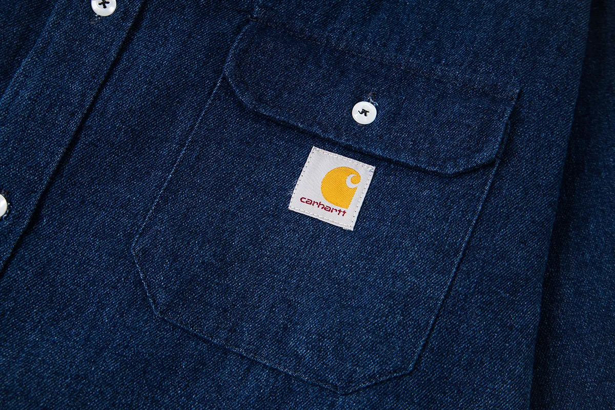 Pocket with logo