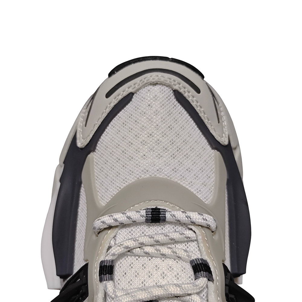 the white toe