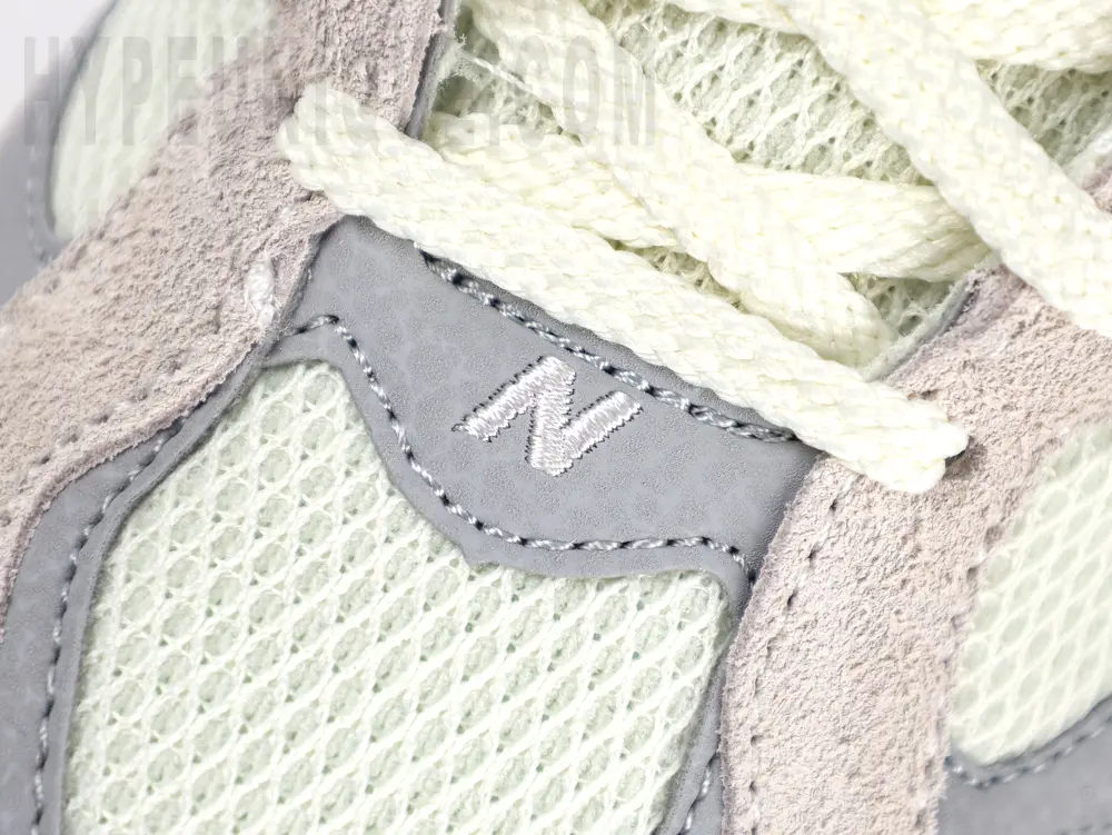 9060 ‘Suede Pack – Sea Salt’
