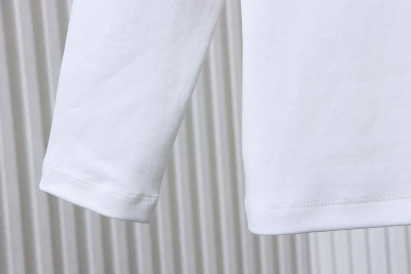 Long Sleeve Detail