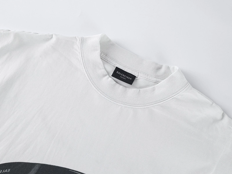 Sunglasses Logo Printed T-Shirt
