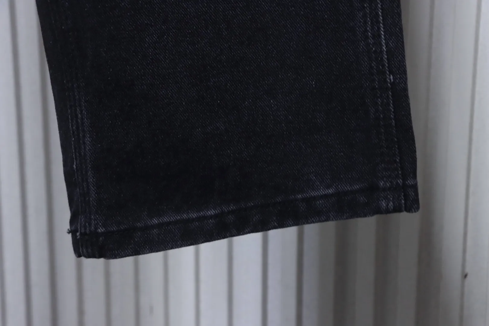 Bottom Hem Detail