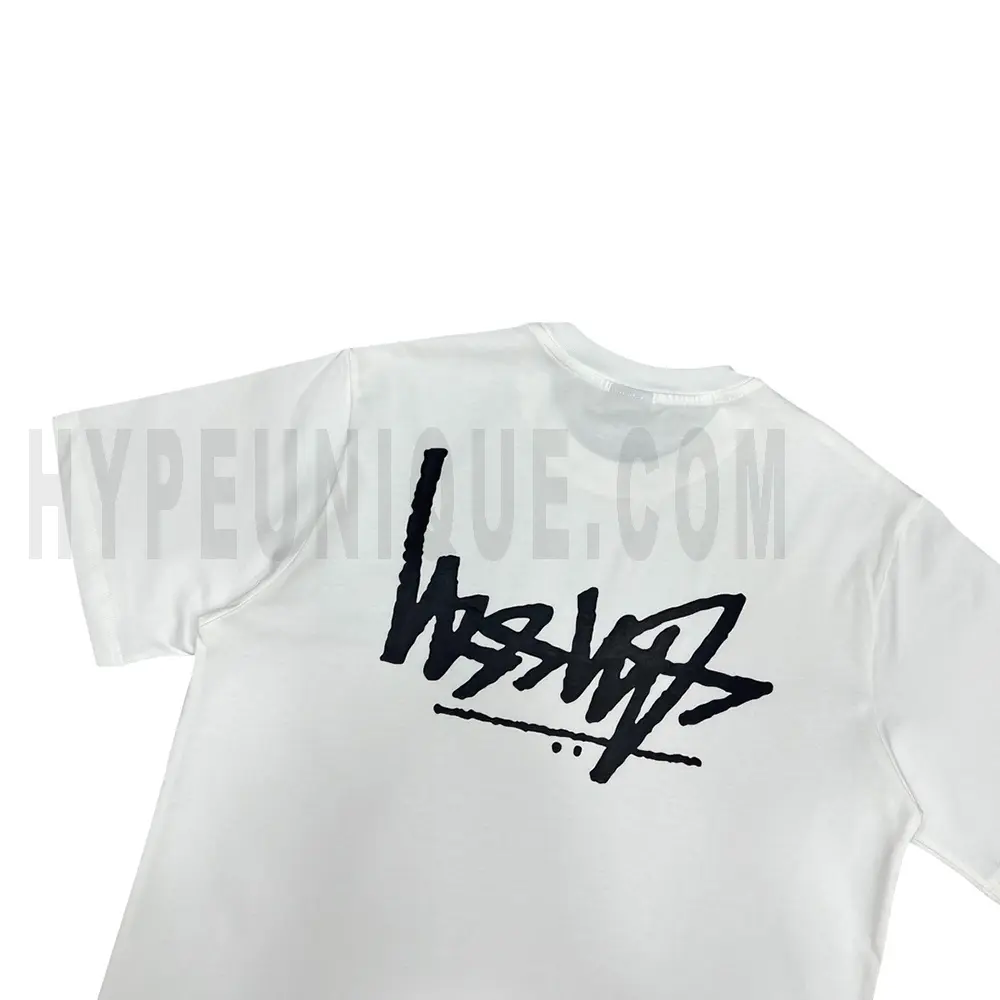 The print of the white clothes
